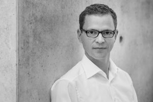 Bewerbungsfoto, Businessfoto, business portrait, Hubert Auer, Fotograf Salzburg
