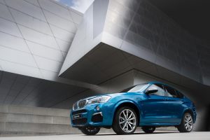 BMW-X4-M40, München, blau, Museum, BMW
